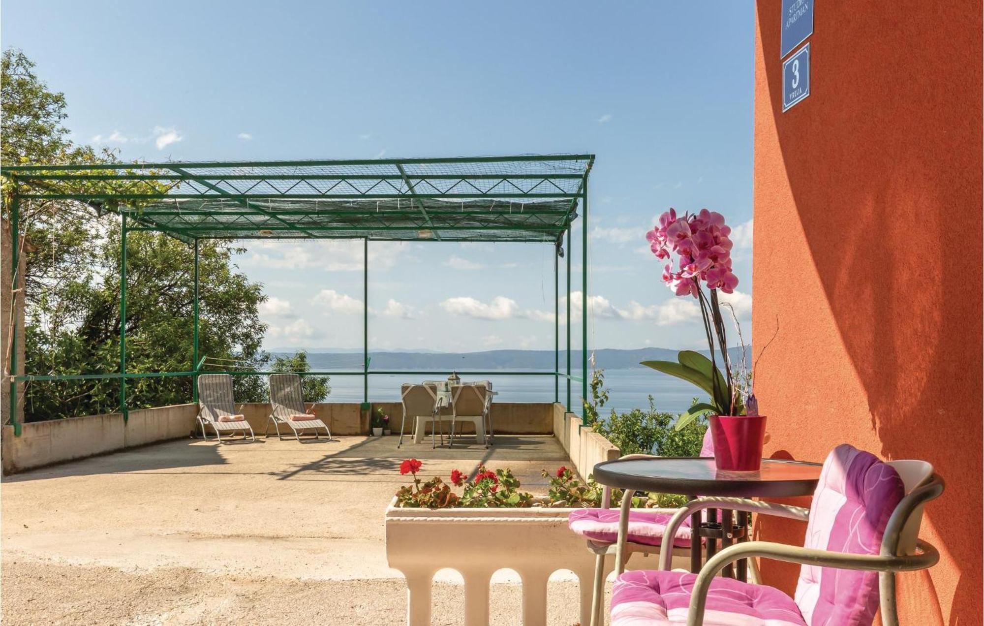 Awesome Home In Podgora With Kitchen Εξωτερικό φωτογραφία